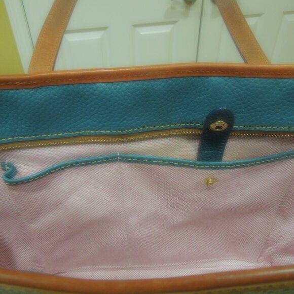 Dooney & Bourke Pebble Grain Charleston - Picture 7 of 8